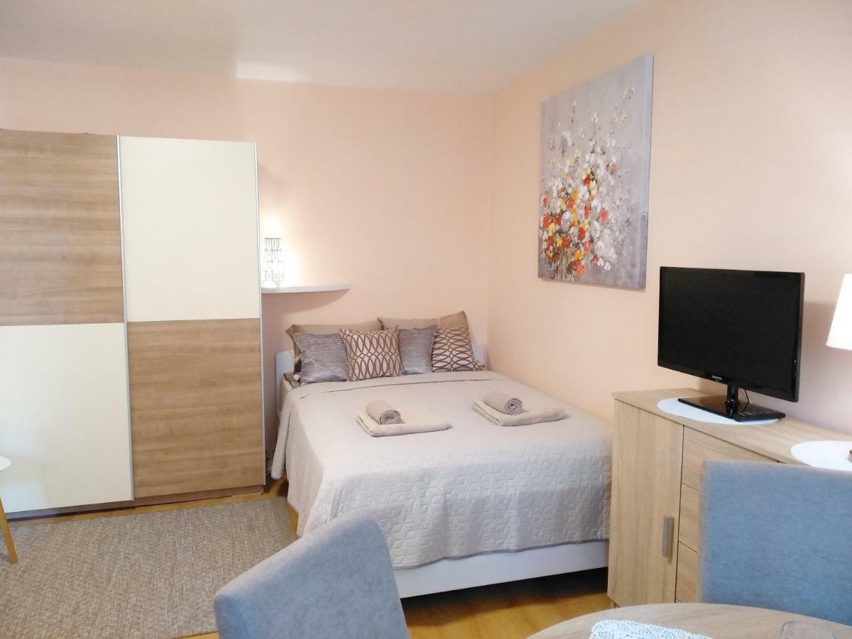 Sunray Studio Apartment 자그레브 외부 사진