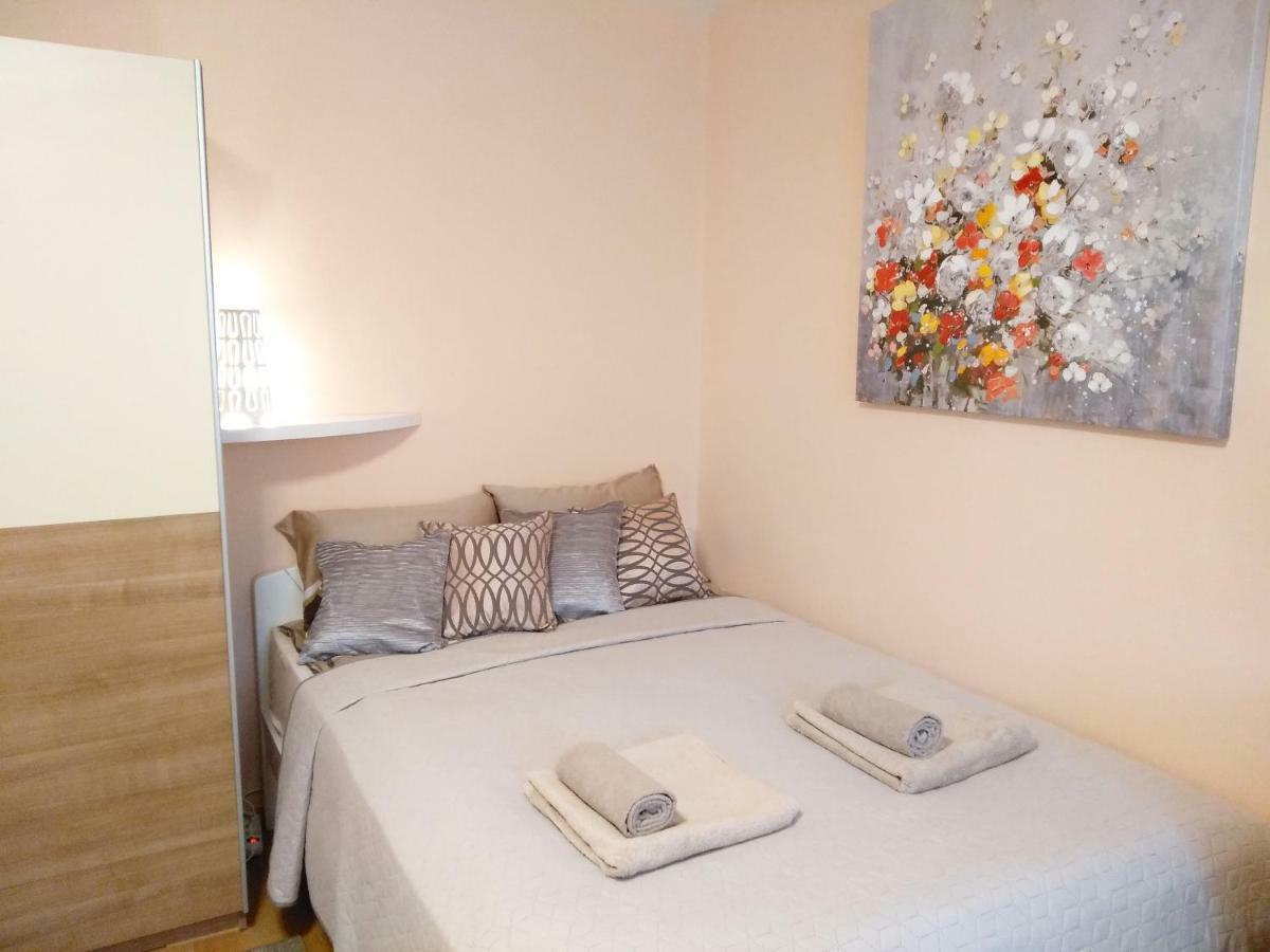 Sunray Studio Apartment 자그레브 외부 사진